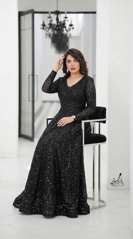 ماکسی مجلسی سایه پارت جدید جنس دانتل چمنی و سنگدوزی (سایه)