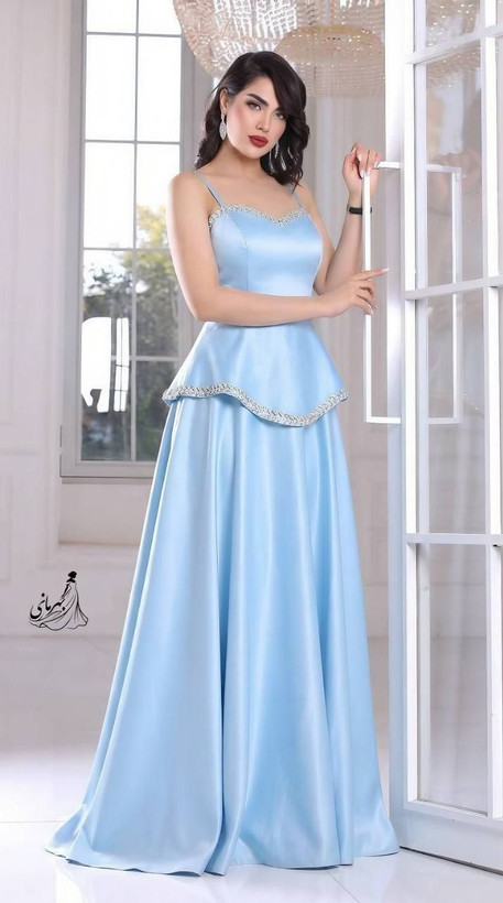 پیراهن مجلسی (شبنم ) کاپدار استردار بند رگلاژ دامن فول کلوش جنس و دوخت تضمینی 👌🔥 جنس : ساتن امریکایی درجه یک با نگین دوختنی
