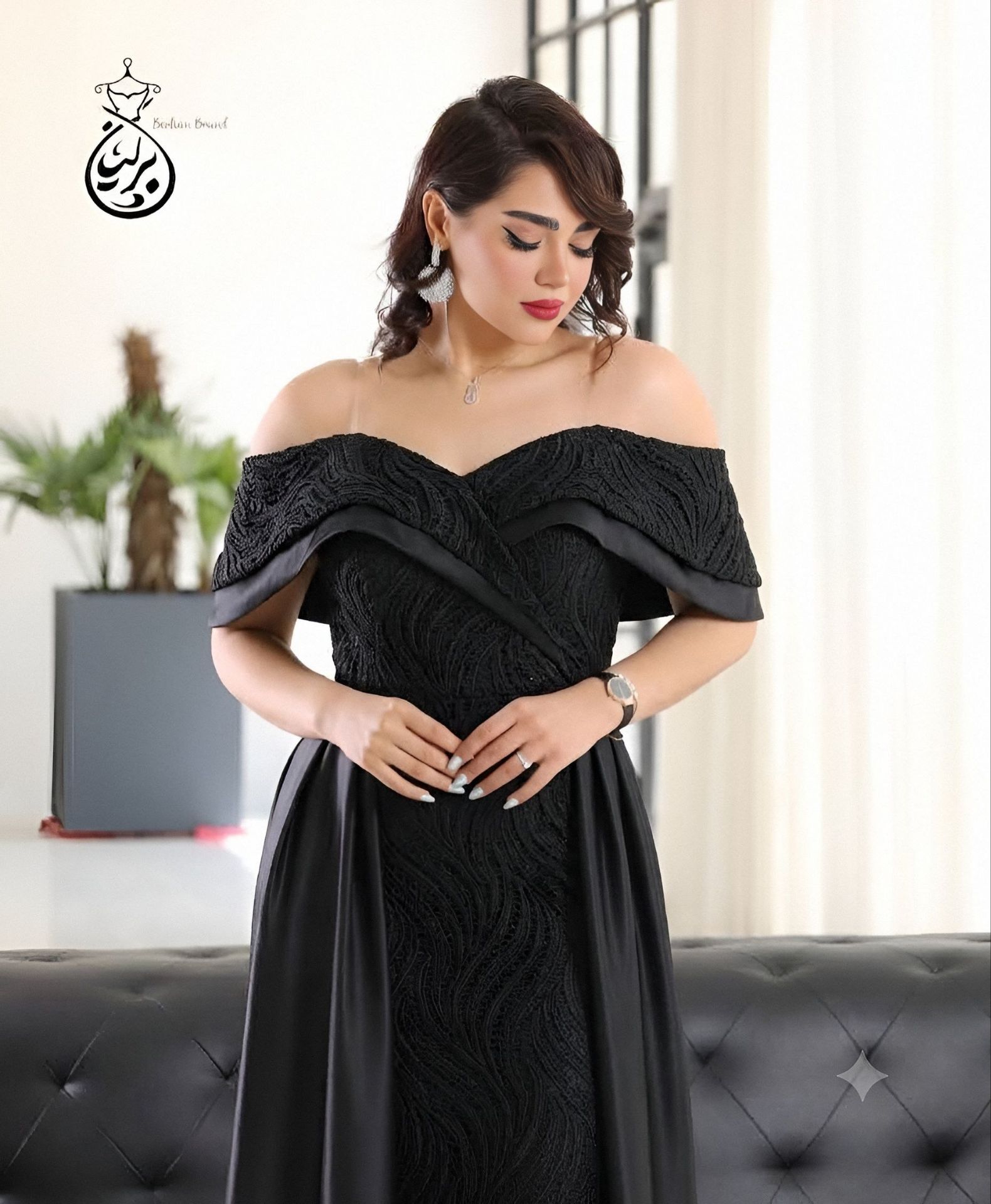پیراهن مجلسی (ویشکا) جنس : دانتل برجسته و ساتن آمریکایی