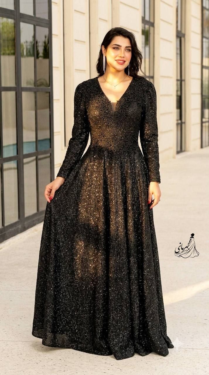 ماکسی مجلسی زنانه سنگدوزی شده گیپور کار شده (زرین)