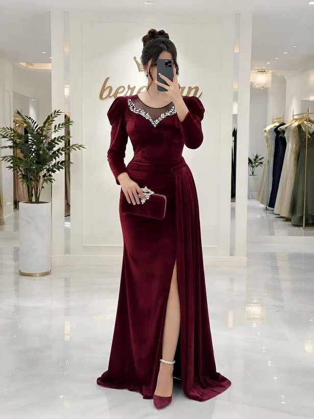 ماکسی مجلسی زنانه مخمل نگین دوزی شده مدل ترانه