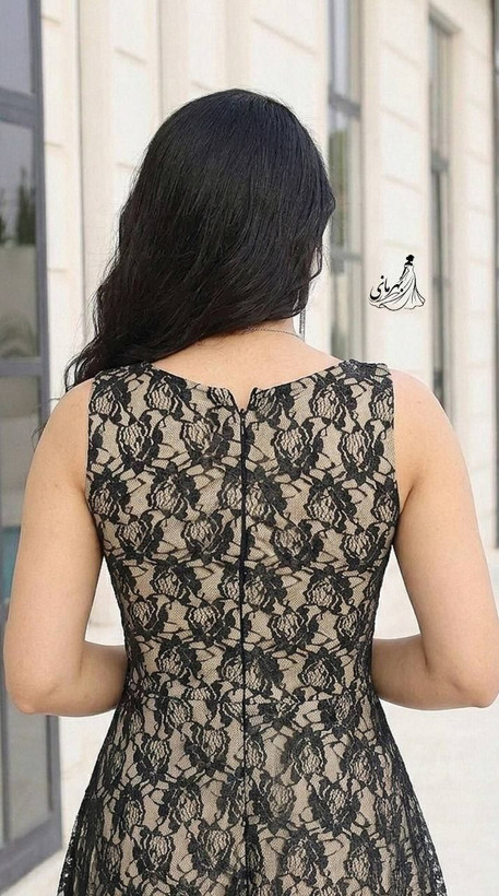 پیراهن دخترانه(سلین )کاپدار قد حدود 113 پشت زیپ جنس : دانتل درجه یک